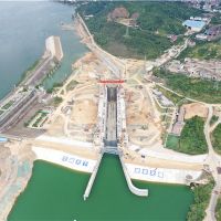 贛江全線貫通！江西萬安樞紐二線船閘順利試通航 利好東、中部地區資源交流